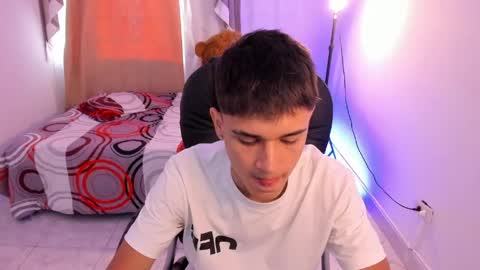 Aaron online show from May 6, 8:36 pm