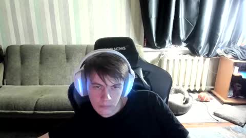 Snapshot of aron_neall chatting on October 27, 6:39 am biggest penis online show from October 27, 6:39 am