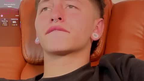  Your Aron  online show from March 11, 4:18 am