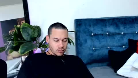 aronandmoli online show from June 21, 11:24 am
