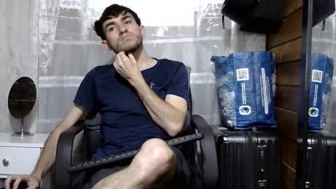 Snapshot of arongfranco chatting on October 22, 6:40 pm Aron G Franco online show from October 22, 6:40 pm