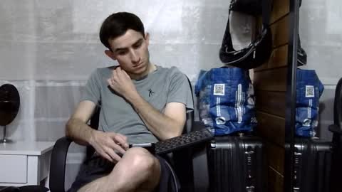 Snapshot of arongfranco chatting on December 5, 3:37 am Aron G Franco online show from December 5, 3:37 am