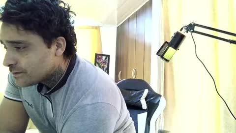 aronmiller online show from June 7, 1:48 pm