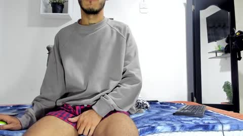 Snapshot of aronxx_ chatting on January 10, 9:55 am BLACK FRIDAY 55 OFF ON MY ONLYFANS. online show from January 10, 9:55 am