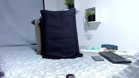 Snapshot of aronxx_ chatting on February 10, 12:08 am BLACK FRIDAY 55 OFF ON MY ONLYFANS. online show from February 10, 12:08 am