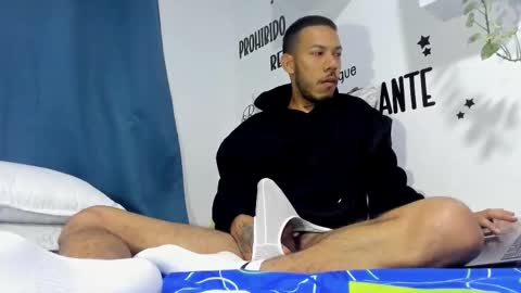 Snapshot of aronxx_ chatting on October 20, 11:10 am BLACK FRIDAY 55 OFF ON MY ONLYFANS. online show from October 20, 11:10 am