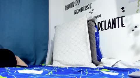 Snapshot of aronxx_ chatting on November 15, 9:06 am BLACK FRIDAY 55 OFF ON MY ONLYFANS. online show from November 15, 9:06 am