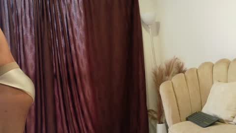   online show from July 19, 12:31 pm