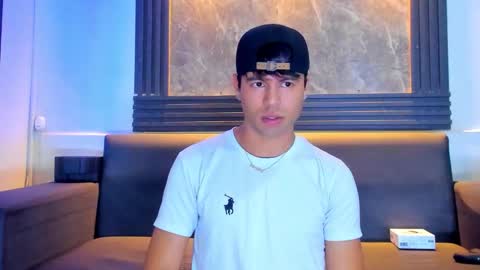 Aroon   online show from January 5, 8:12 pm