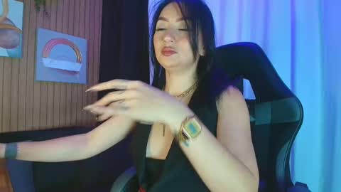    online show from November 29, 7:28 pm