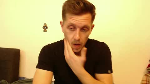 Snapshot of arromwilliam90 chatting on January 20, 9:01 pm arromwilliam90 online show from January 20, 9:01 pm