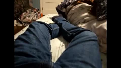 Snapshot of arrrr3 chatting on February 1, 1:55 am arrrr3 online show from February 1, 1:55 am