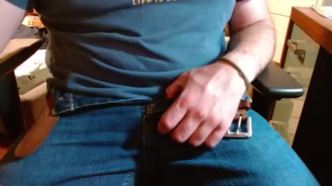 Snapshot of arrrr3 chatting on September 21, 2:02 am arrrr3 online show from September 21, 2:02 am