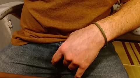 Snapshot of arrrr3 chatting on November 24, 12:10 am arrrr3 online show from November 24, 12:10 am