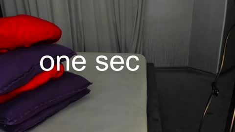 Snapshot of arshissa chatting on December 15, 1:24 am Arshi online show from December 15, 1:24 am