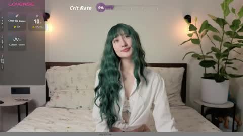 Snapshot of art_sona chatting on April 5, 5:21 pm art_sona online show from April 5, 5:21 pm