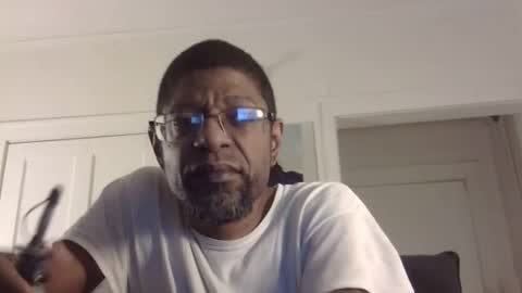 Snapshot of arteblazze chatting on January 28, 2:00 am Arteblazze not daddy boy bitch or nigga online show from January 28, 2:00 am
