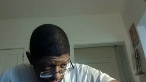 Snapshot of arteblazze chatting on January 31, 3:11 pm Arteblazze not daddy boy bitch or nigga online show from January 31, 3:11 pm