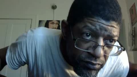 Snapshot of arteblazze chatting on February 8, 4:36 pm Arteblazze not daddy boy bitch or nigga online show from February 8, 4:36 pm