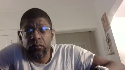 Snapshot of arteblazze chatting on February 15, 12:15 am Arteblazze not daddy boy bitch or nigga online show from February 15, 12:15 am