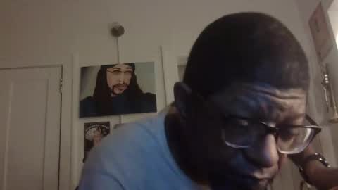 Snapshot of arteblazze chatting on September 10, 1:05 am Arteblazze not daddy boy bitch or nigga online show from September 10, 1:05 am