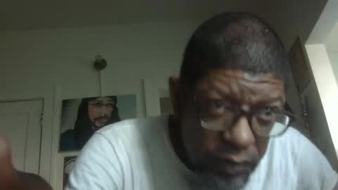 Snapshot of arteblazze chatting on September 19, 1:12 pm Arteblazze not daddy boy bitch or nigga online show from September 19, 1:12 pm