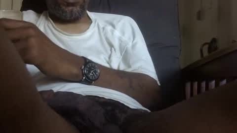 Snapshot of arteblazze chatting on October 5, 2:04 pm Arteblazze not daddy boy bitch or nigga online show from October 5, 2:04 pm