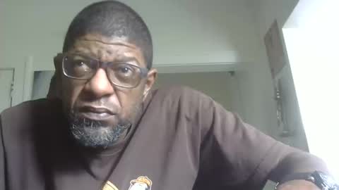 Snapshot of arteblazze chatting on October 11, 7:12 pm Arteblazze not daddy boy bitch or nigga online show from October 11, 7:12 pm