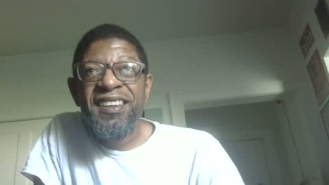 Snapshot of arteblazze chatting on July 8, 3:27 pm Arteblazze not daddy boy bitch or nigga online show from July 8, 3:27 pm