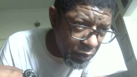 Snapshot of arteblazze chatting on July 11, 3:59 pm Arteblazze not daddy boy bitch or nigga online show from July 11, 3:59 pm