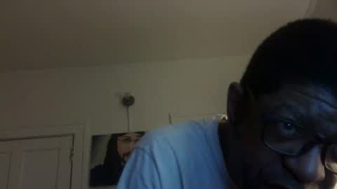 Snapshot of arteblazze chatting on July 16, 10:32 am Arteblazze not daddy boy bitch or nigga online show from July 16, 10:32 am