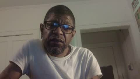 Snapshot of arteblazze chatting on July 19, 1:53 am Arteblazze not daddy boy bitch or nigga online show from July 19, 1:53 am
