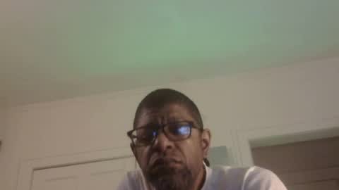Snapshot of arteblazze chatting on July 23, 3:15 am Arteblazze not daddy boy bitch or nigga online show from July 23, 3:15 am