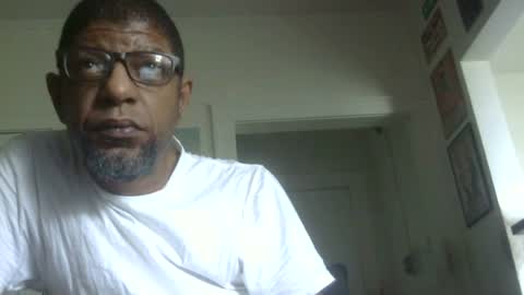 Snapshot of arteblazze chatting on July 27, 2:02 pm Arteblazze not daddy boy bitch or nigga online show from July 27, 2:02 pm