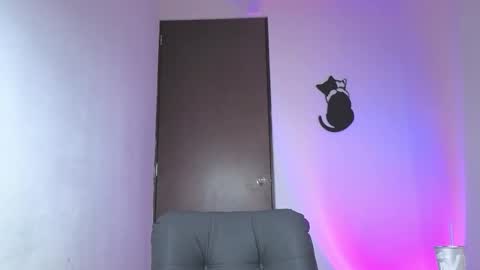   online show from October 24, 2:30 am