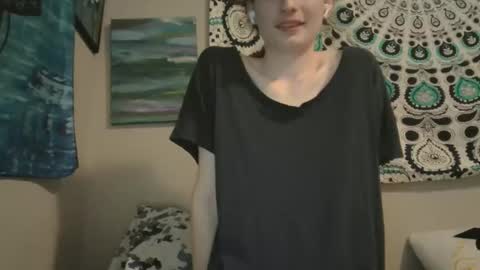artemiwoods06 online show from April 30, 2:45 pm