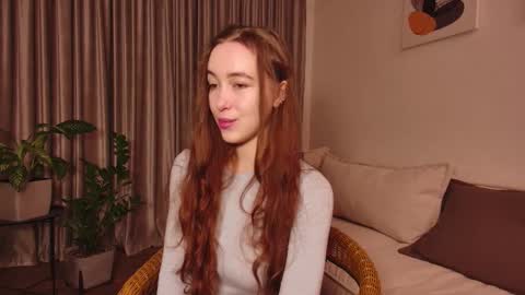 Snapshot of artexcite_ chatting on November 4, 9:47 pm Lina online show from November 4, 9:47 pm