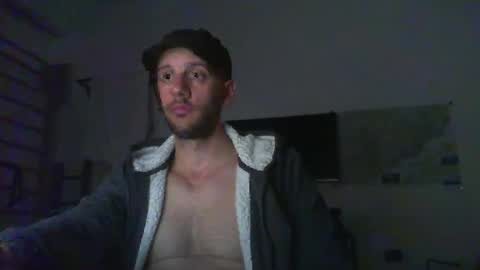 Snapshot of artur833 chatting on October 31, 10:11 pm artur833 online show from October 31, 10:11 pm