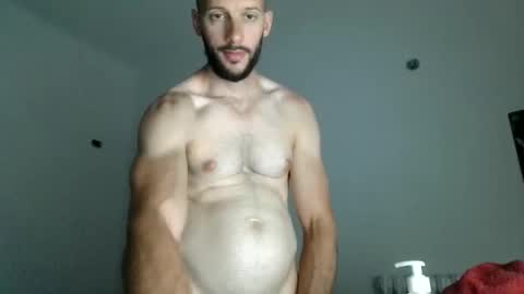 Snapshot of artur833 chatting on June 3, 8:03 pm artur833 online show from June 3, 8:03 pm