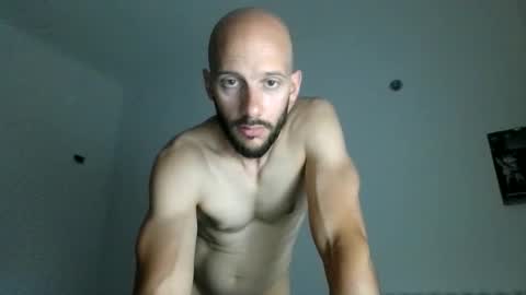 Snapshot of artur833 chatting on June 9, 7:58 pm artur833 online show from June 9, 7:58 pm
