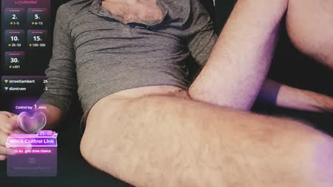 Snapshot of arty_cock chatting on January 1, 5:33 pm Arty Cock online show from January 1, 5:33 pm