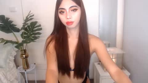 Ariella online show from February 15, 6:15 pm