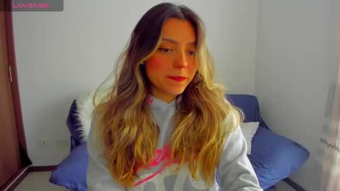 Snapshot of ary_cam230 chatting on September 18, 9:17 pm Zahaara online show from September 18, 9:17 pm