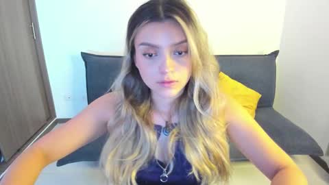 Snapshot of ary_cam230 chatting on December 17, 10:16 pm Zahaara online show from December 17, 10:16 pm