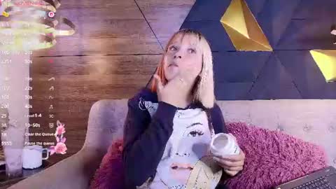 sofia online show from July 18, 11:14 am