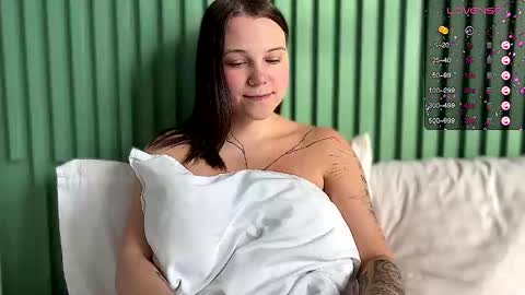 Arya brunett and Cassie blond online show from October 7, 12:19 am