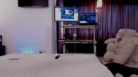 Snapshot of aryahunt chatting on July 27, 9:16 am Arianacustom videos available for sale try my special vibes 112233111222333 private copy at request online show from July 27, 9:16 am