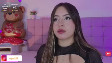 arycooper_ online show from April 28, 11:59 am