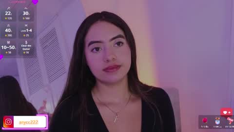 arycooper_ online show from June 20, 1:47 pm