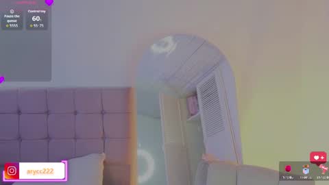 arycooper_ online show from July 14, 1:28 pm